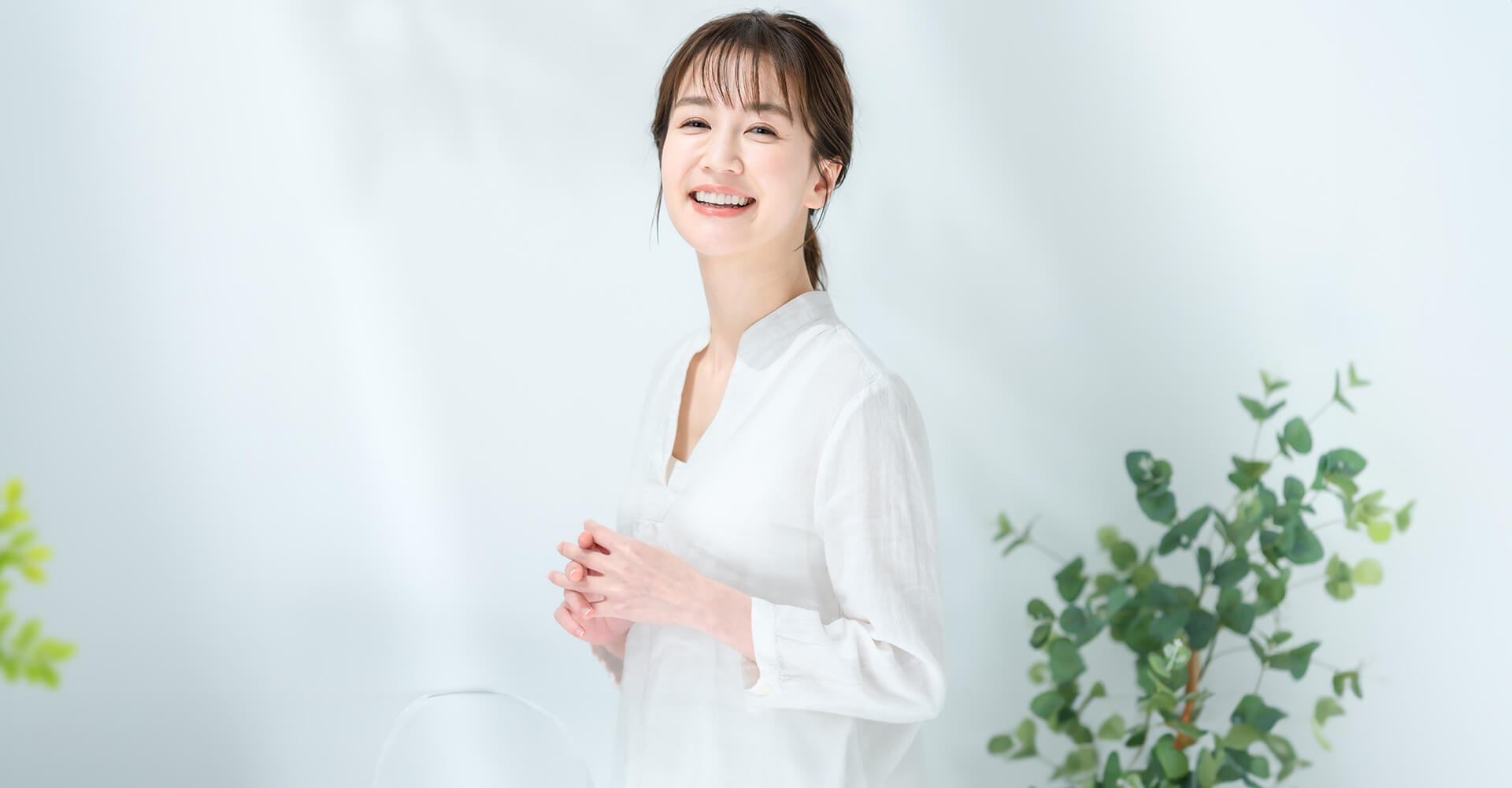 笑顔の女性